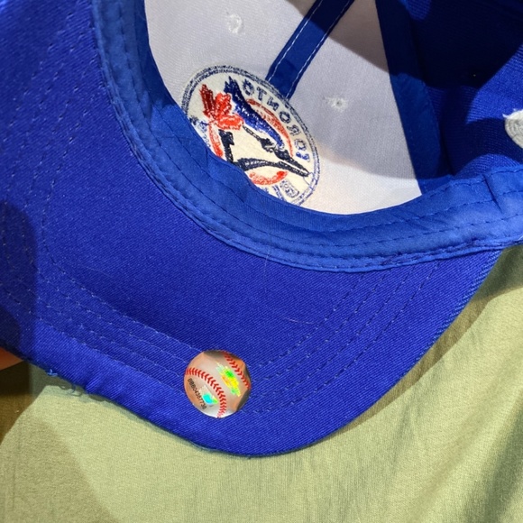 SOLD Blue Jays Cap - Picture 2 of 2